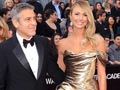Stars walk the red carpet at the Oscars 2012