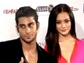 Prateik moves in with Amy