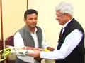 Video : Akhilesh Yadav meets Left leader Karat