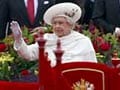 Video : Britain's Queen Elizabeth joins giant jubilee flotilla in London