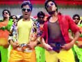 Video : Hum Toh Hai Cappuccino - UP Bihar Lootne from Kyaa Super Kool Hain Hum