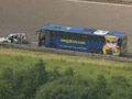 Video : Bus searched on London motorway after arrest of six terror suspects