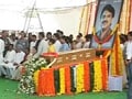 Video : Vilasrao Deshmukh's funeral in Latur today; villagers gather to pay tribute