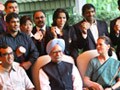 Olympic medal winners meet PM Manmohan Singh and Sonia Gandhi