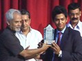Video : Unmukt Chand felicitated by his college