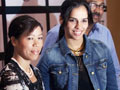 Video : Saina and Mary Kom given flats in Bangalore