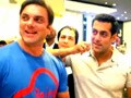 Video : Salman's Dubai shopping spree