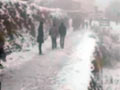 Video: Snow in nearby hills of Shimla, Manali triggers rush of tourists