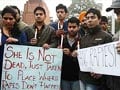 Video : 'Amanat' cremated; PM, Sonia received body at Delhi airport