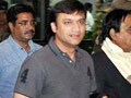 Video : Alleged hate-speech giver Owaisi gets house call from cops, doctors