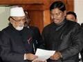 Video : Arjun Munda resigns as Chief Minister; Jharkhand Govt set to fall