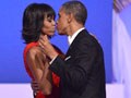 Video : Barack Obama and wife Michelle dance together at the inauguration ball