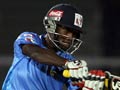 Video : Mumbai University vs Madras University: Top Sixes