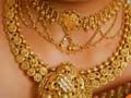 Promo: Sabyasachi blends tradition with modernity