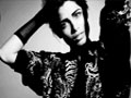 Video : Freida's cover act for Grazia