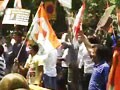 Video : Congress workers protests against BJP attack on PM