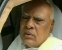 Video : Barrage row: Andhra Chief Minister steps in