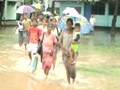 Video : 200,000 left homeless in Sri Lanka floods