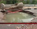Video : Water pipeline bursts in Delhi