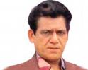 Video : Om Puri's family spat out in public