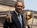 Video : Dhoni on his hair