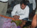 Video : Rahul Gandhi meets families of accident victims