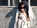 Video: Dramatic rescue of a bride who attempted suicide