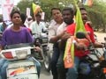 Video : Osmania tense, students begin fast-unto-death