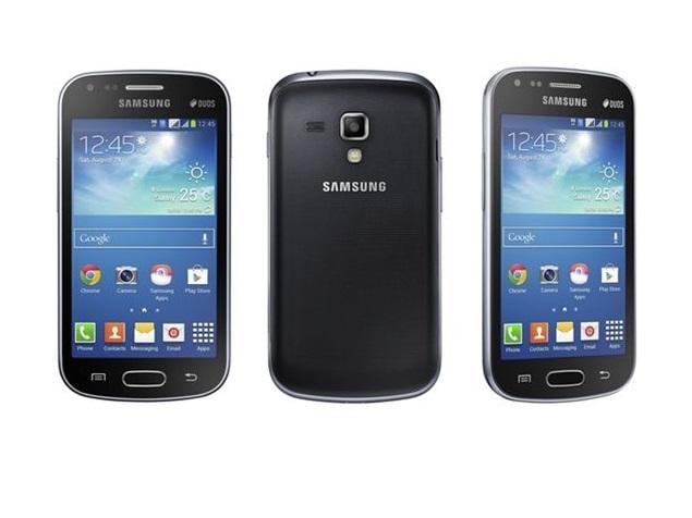 Samsung Galaxy S Makes You Feel That You Are in a Galaxy 1