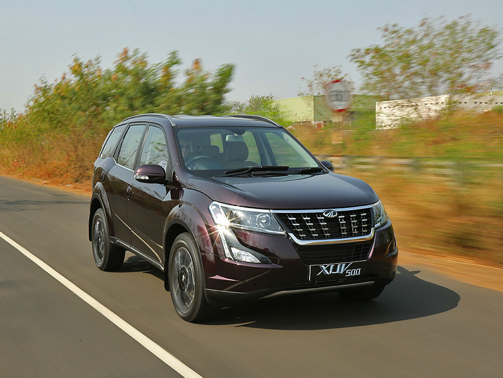 2018 Mahindra XUV500 Facelift Photo Gallery