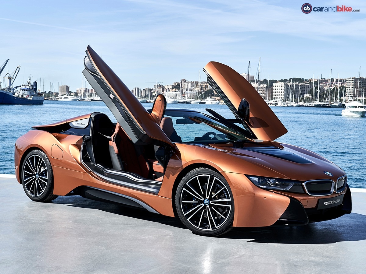 BMW i8 Roadster Photo Gallery