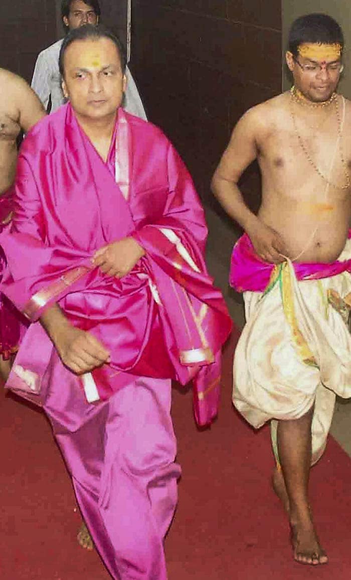 Anil Ambani and son at Mahakal Temple in Ujjain