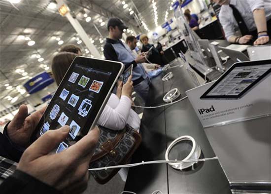 Apple said it sold 4.2 million iPads during the fiscal fourth quarter. Although that was more than the 3.9 million Macintosh computers Apple sold, it was fewer than the 5 million iPads that analysts had estimated.