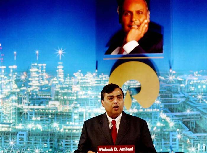 Ambani cited the challenges of the global and domestic economic slowdown, a sharp plunge in the rupee and volatility in input prices, but sounded bullish nonetheless, patiently answering questions and listening to comments from shareholders.