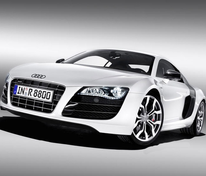 Audi R8, a pure super sports car @ Rs 1.35 cr, Photo Gallery