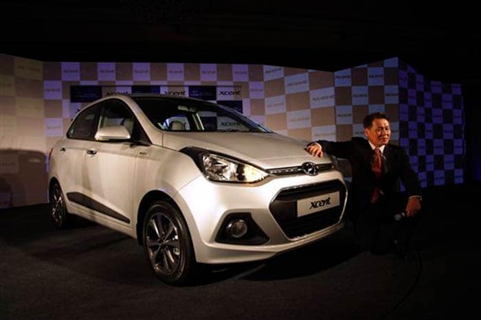 Hyundai launched the Xcent subcompact sedan at the expo. The Xcent is basically the sedan bodystyle avatar of the Grand i10 hatch. And just like it Xcent will be available with petrol and diesel variants, as well manual and automatic gearboxes.