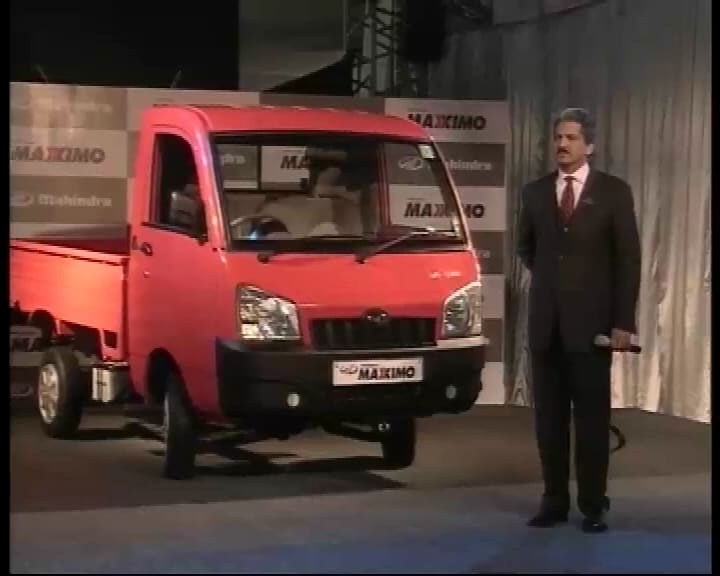 <b>M&M launches Maxximo</b><br>Mahindra and Mahindra launched a 850 kg carrier mini truck  Maxximo. The company, however, said the price of the new truck will be announced by the month end.<br>
This new product will be rolled out from its Chakan plant in Maharashtra.