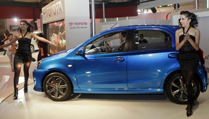 <b>Toyota showcases small car 'Etios'</b>
The world's largest carmaker, Toyota, on Tuesday unveiled concept small car, Etios, which has been specifically developed for the Indian market.
The company, which is present in India through a joint venture with Kirloskar Group, is investing about Rs 3,200 crore to set up its second manufacturing facility in Bangalore to roll out the car by early 2011. (AP image)