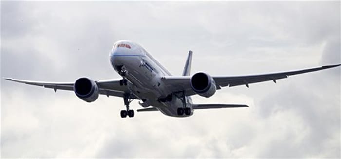 The sixth Boeing 787 test plane takes off on its first flight on October 4, 2010. (AP Photo)