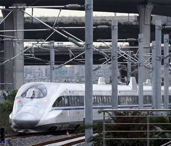 China already has the world's longest high-speed rail network and aims to more than double its length to 10,000 miles (16,000 kilometers) by 2020. "We are now much faster," Railway Ministry spokesman Wang Yongping said at the inauguration of the super-fast line. "Now other countries are hoping to cooperate with us." (Photo: AP)