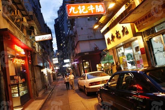 Cost of Living: Rank 8<br>
<br>Sharing the eight spot with Zurich on the list, Hong Kong maintains a highly developed capitalist economy and has been ranked the freest in the world by the Index of Economic Freedom for 15 consecutive years. (Image Source:NYT)