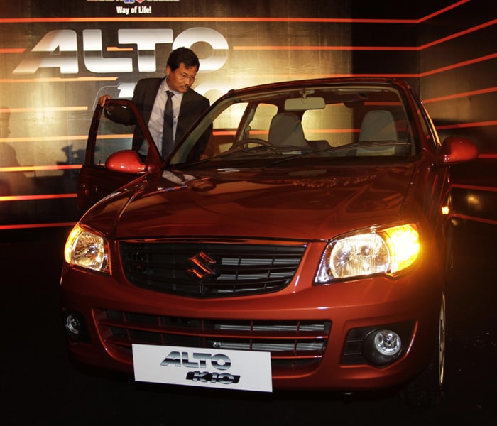 <b> Maruti Suzuki Alto K 10</b><br><br>
Cashing in on the huge popularity of its entry level car Alto, India's top carmaker Maruti Suzuki launched a new Alto with K-10 one litre (998 cc) petrol engine. The new Alto-K10 version is powered by a one-litre engine from the company's latest generation K-series engines. The company is offering Alto K10 at introductory prices of Rs. 3.03 lakh and Rs. 3.16 lakh (ex-showroom Delhi). The model features an updated look in addition to improved interiors, suspension and gear/brake system. The company said it expects Alto sales to touch new highs with the launch of this new model.