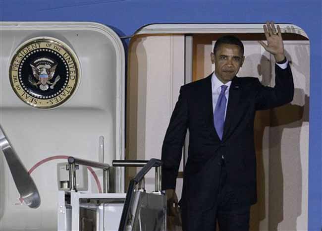 US President Barack Obama arrives at the Seoul Airport to attend the G-20 Summit on Wednesday in Seoul. (AP)