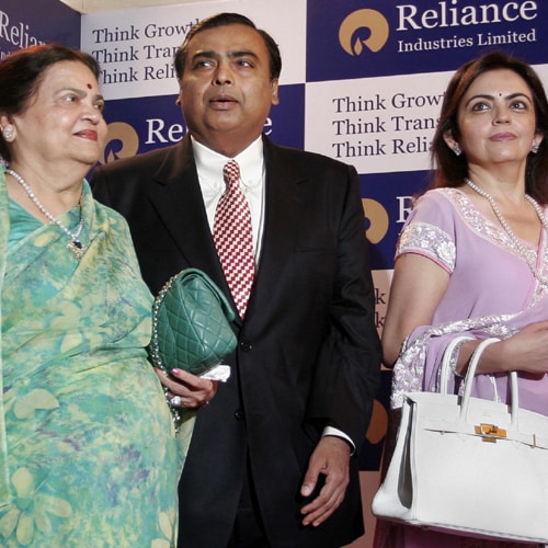 Mukesh Ambani, chairman and managing director of Indian conglomerate Reliance Industries has been ranked as the 35th most powerful person in the world.<br><br> He is the second richest man in Asia and the ninth richest man in the world with a personal wealth of $27 billion.