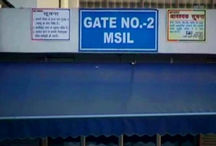 In September 2000, employees of Maruti Udyog Ltd (MUL) went on an indefinite strike, demanding revision of the incentive scheme offered and implementation of a pension scheme.<br><br> Employees struck work for six hours in October 2000, irked over the suspension of nine employees, going on a six-hour tools-down strike at its Gurgaon plant, demanding revision of the incentive-linked pay and threatened to fast until death if the suspended employees were not reinstated.