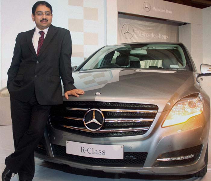 Mercedes R-Class @ Rs 58.79 lakh