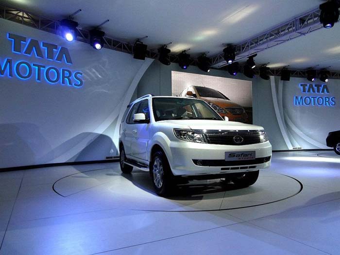 Tata Motors launches Safari Storme