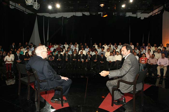 Buffett up, close and personal with Dr. Prannoy Roy. As a child, Buffett sold chewing gum, Coca-Cola and weekly magazines. Later, he delivered newspapers. Buffett took a loan to start a business.<br><br> His children have grown up in a middle-class way and he stays in a house he bought 52 years ago for $31,500.