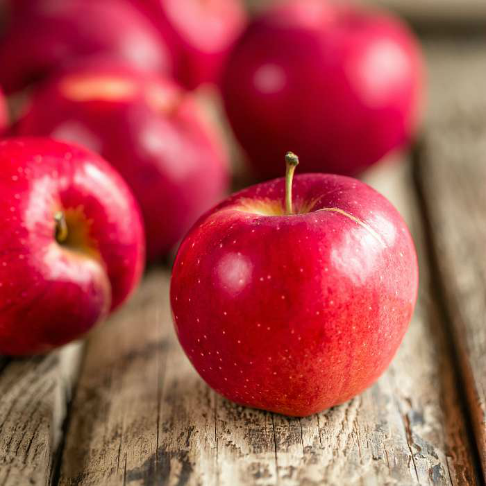 Snack on These: 15 Foods Under 100 Calories Snack on These: 15 Foods Under 100 Calories