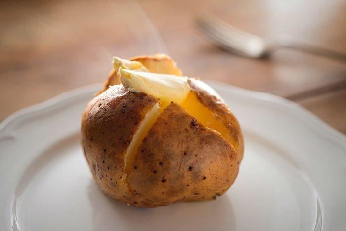 Snack on These: 15 Foods Under 100 Calories Snack on These: 15 Foods Under 100 Calories